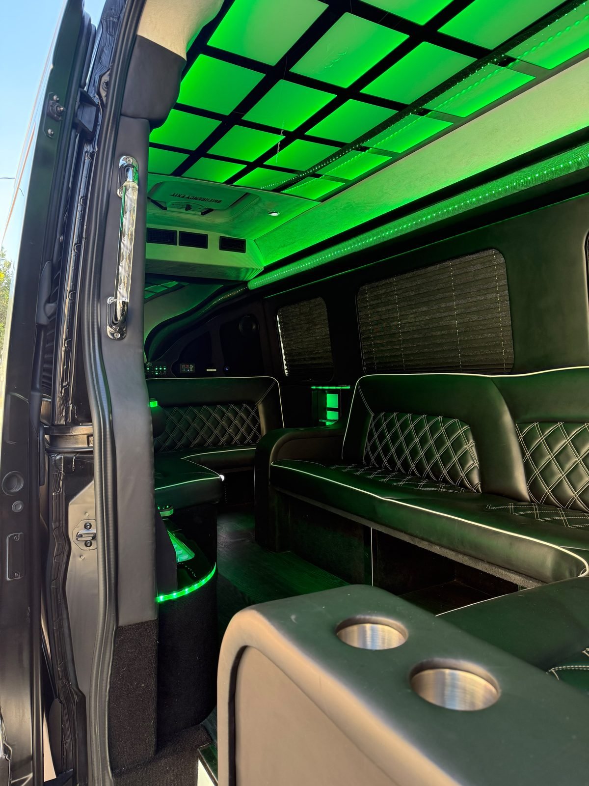Limo 3 Mercedes Sprinter, Los Angeles — entry door open